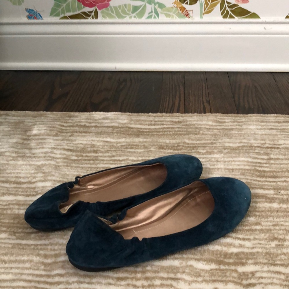BCBG - Pretty blue suede ballet flats